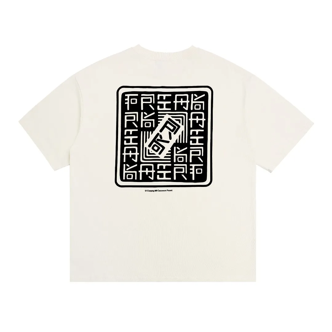Saint Michael's new retro Fearless Saint printed cotton loose short-sleeved T-shirt with digital white ink direct injection, breathable fabric and clear three-dimensional pattern. Fabric: Double yarn 240g Style number: S866 Size: S-M-L-XL Color: Off-white Price: P110